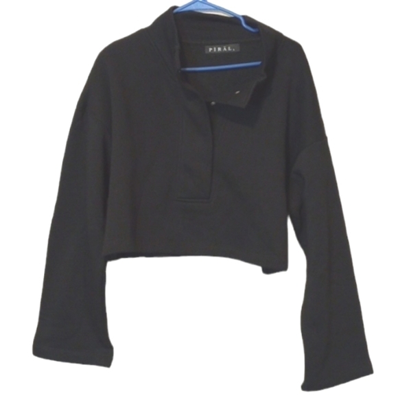 Piral Womens Sweatshirt Sz L Black Button Closure Cropped Athleisure Comfy Soft - Picture 1 of 7